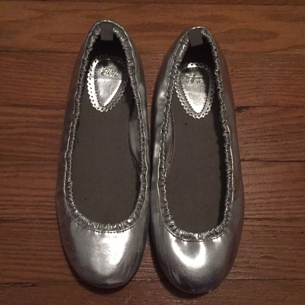 Silver gap flats